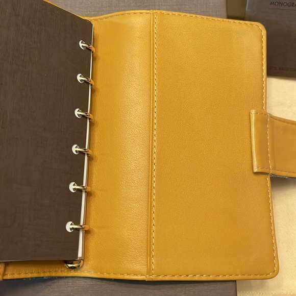 Louis Vuitton PM Denim Agenda with Original Paper - Picture 5 of 9